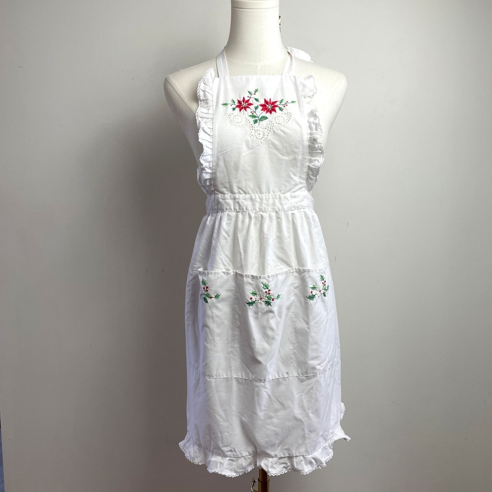 White Christmas Apron Vintage Poinsettia Embroidery Ruffle Eyelet Cottagecore